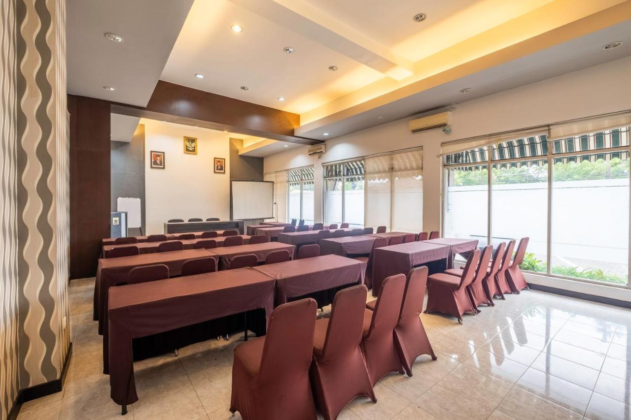 Hotel Capital O 2239 Endah Parahyangan Bandung